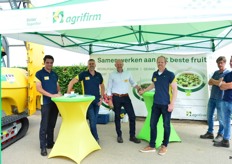 Agrifirm NWE bv, Kees Overheul, Pieter Kranenburg, Nico van Geest en Harmen Frens, ze promoten bladvitaliteit in de appel met vermindering milieu impact en met behoudt van rendement